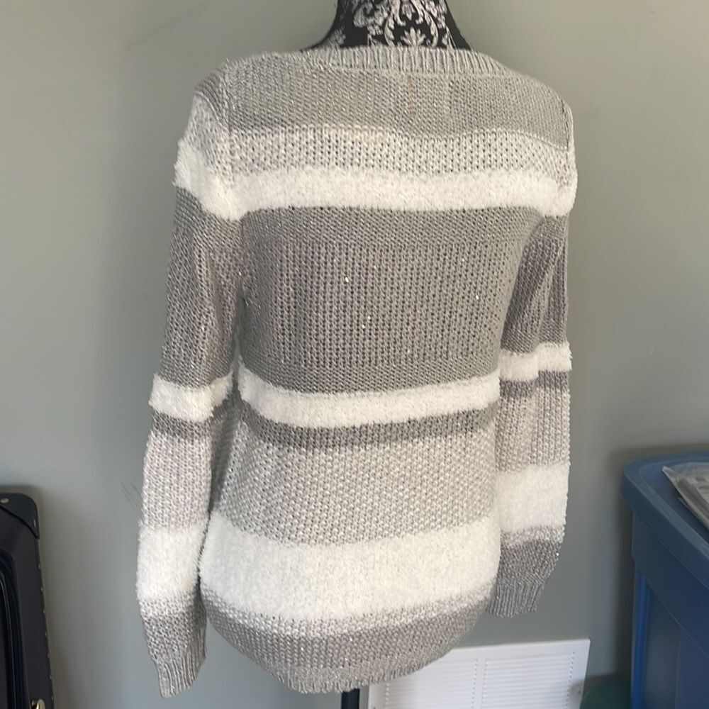 Ruby RD Silver Knit Sweater - Picture 2 of 3